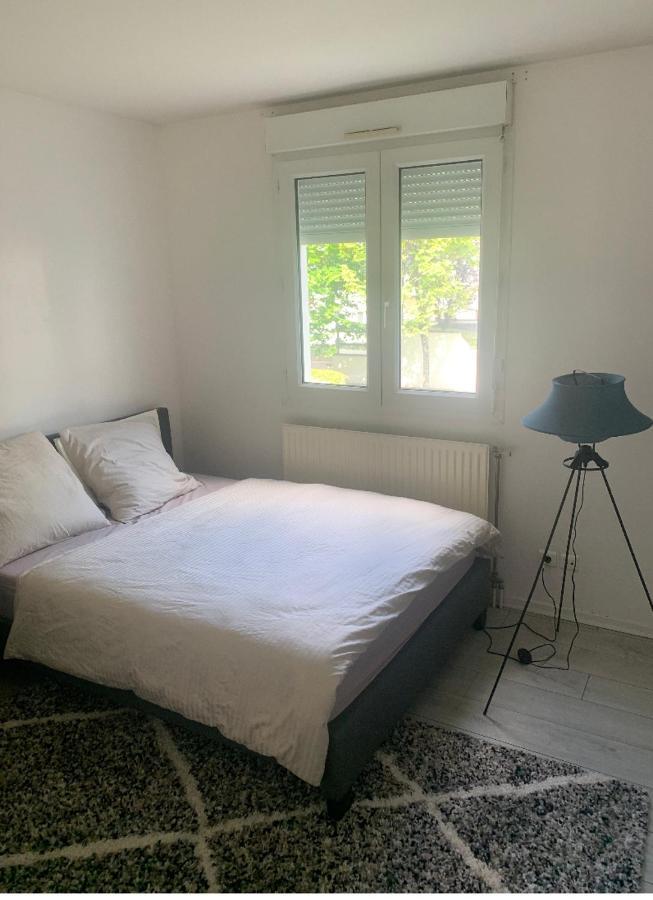Disney Land Paris - Charmant Logement Apartment บุสซี-แซ็ง-ฌอร์ฌ ภายนอก รูปภาพ